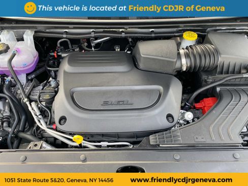 New 2026 Chrysler Pacifica Select image 24