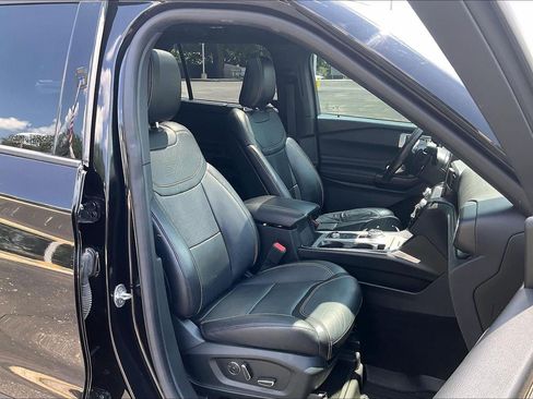 Used 2020 Ford Explorer ST w/ ST Street Pack AWD/4WD image 7