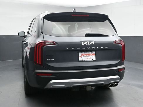 Used 2022 Kia Telluride EX w/ EX Premium Package AWD/4WD image 6