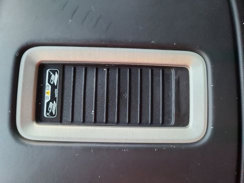 Used 2015 GMC Yukon XL Denali w/ Premium Package image 19