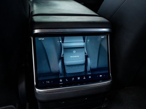 Used 2024 Tesla Model X image 54