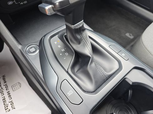 Used 2025 Kia K4 FWD image 25