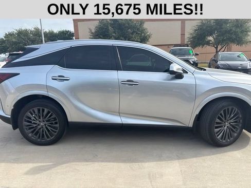 Used 2024 Lexus RX 350 FWD w/ Convenience Package image 2