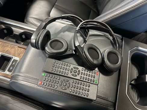 Used 2021 Ford Expedition Max Platinum image 55