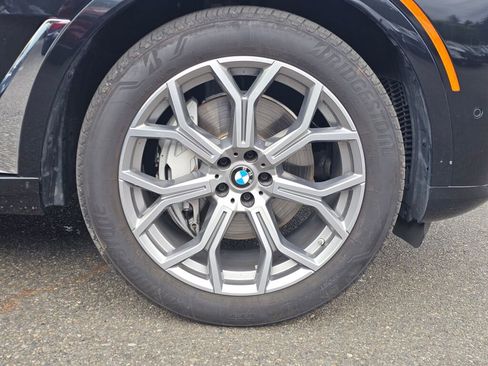 Used 2025 BMW X7 xDrive40i AWD/4WD image 9