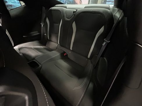 Used 2016 Chevrolet Camaro SS RWD image 8
