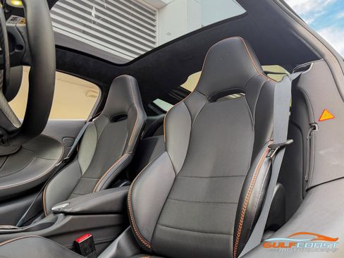 Used 2023 McLaren GT image 22