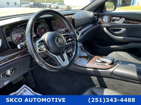 Used 2019 Mercedes-Benz E 300 image 20