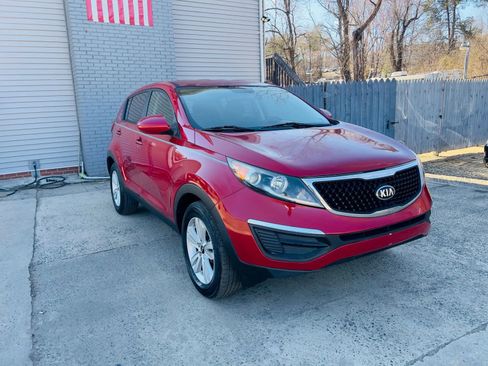 Used 2014 Kia Sportage LX image 3