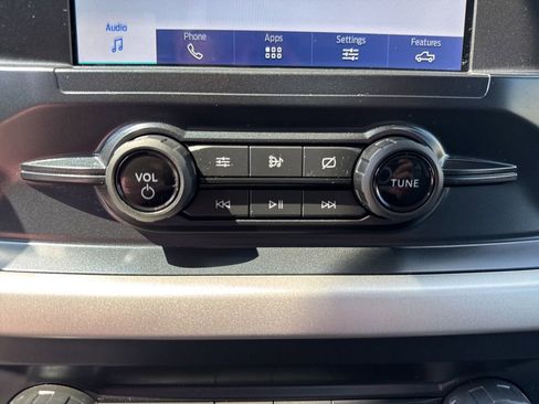 Used 2021 Ford F150 XLT image 41