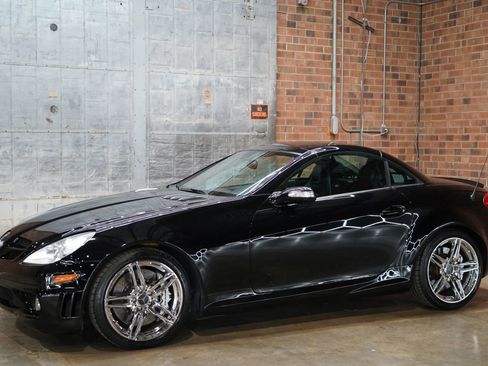 Used 2007 Mercedes-Benz SLK 55 AMG image 11
