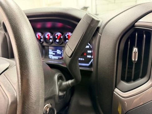 Certified 2021 Chevrolet Silverado 1500 Custom Trail Boss w/ LPO, Dark Essentials Package AWD/4WD image 15