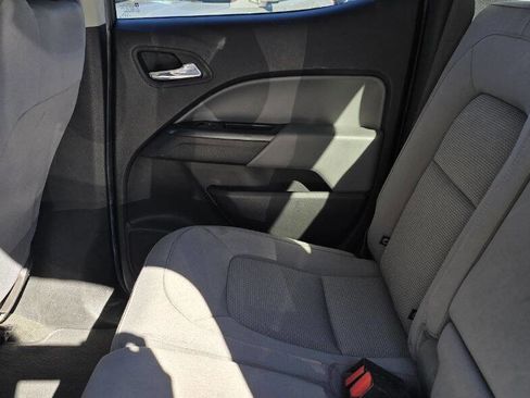 Used 2018 Chevrolet Colorado LT image 17