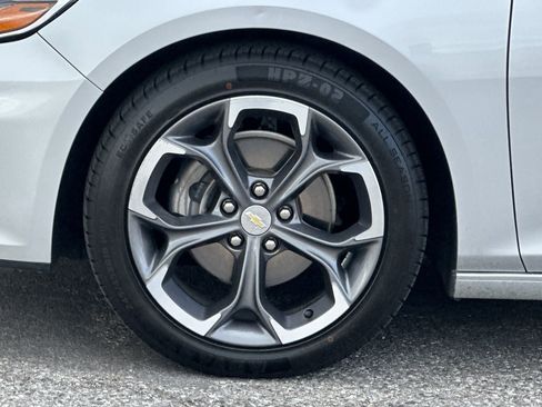 Used 2022 Chevrolet Malibu LT FWD image 24