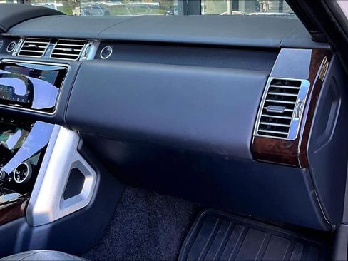 Used 2021 Land Rover Range Rover Westminster Edition image 18