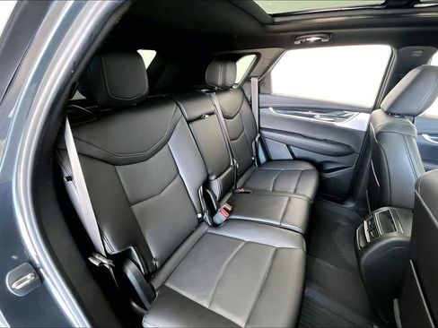 Used 2021 Cadillac XT5 Premium Luxury AWD/4WD image 36