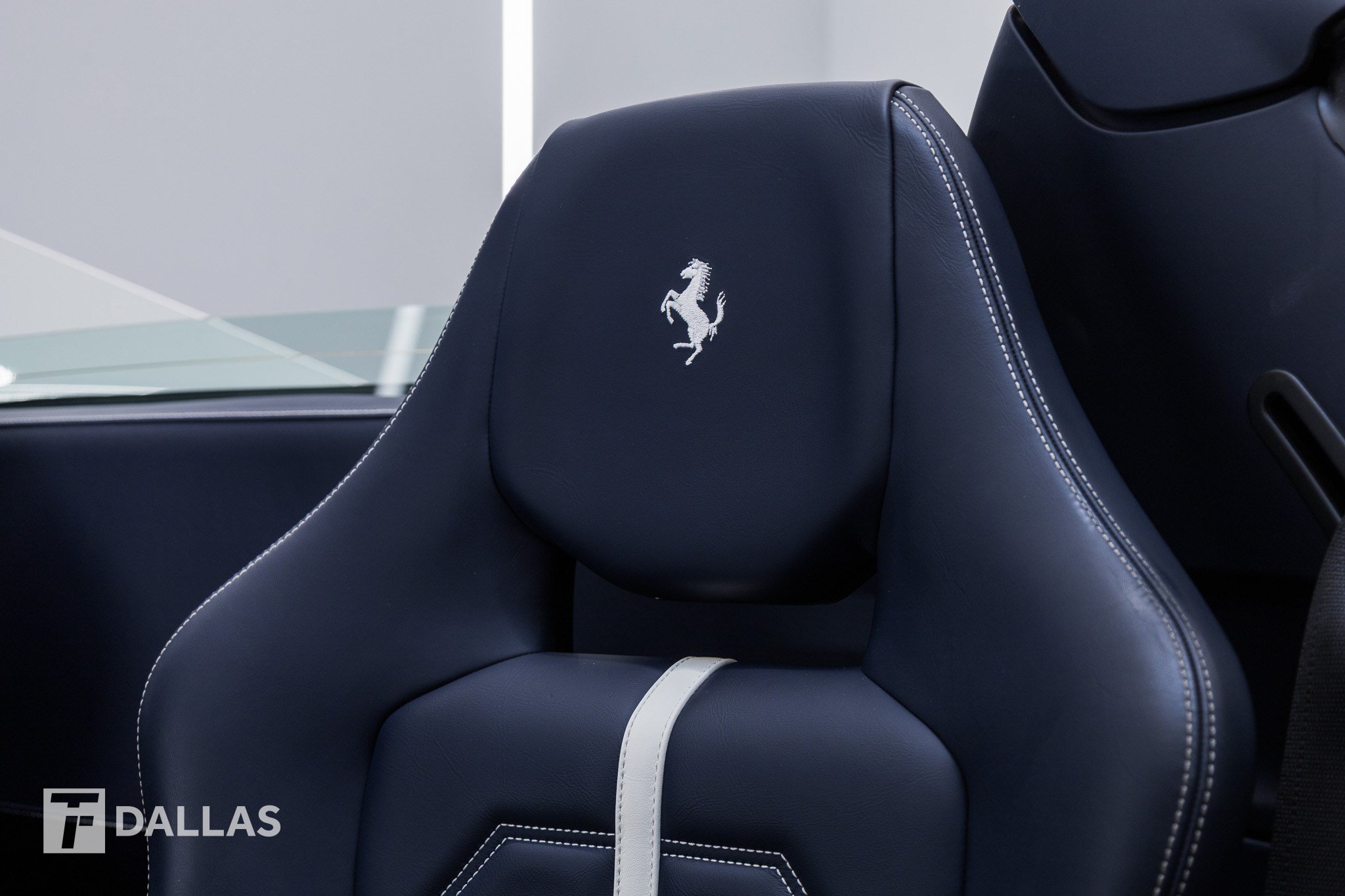 Used 2018 Ferrari 488 Spider RWD image 23