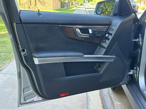 Used 2015 Mercedes-Benz GLK 350 2WD image 43