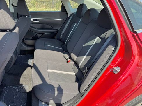 Used 2025 Hyundai Sonata SE image 16