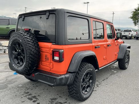 Used 2023 Jeep Wrangler Unlimited w/ 8.4" Radio Group AWD/4WD image 5