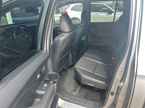 Used 2023 Honda Ridgeline RTL image 12