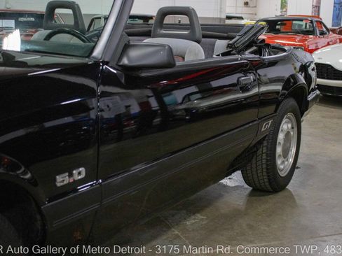 Used 1986 Ford Mustang LX image 22