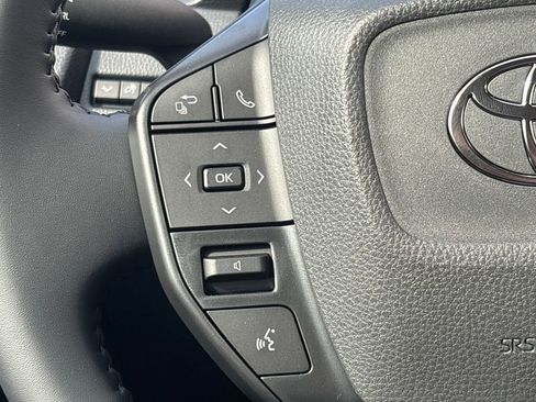 New 2026 Toyota Prius LE image 18