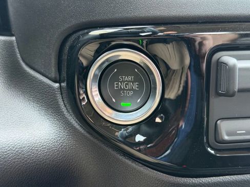 New 2026 GMC Sierra 2500 SLE w/ SLE Convenience Package image 37