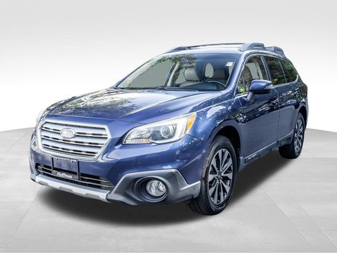 Used 2015 Subaru Outback 2.5i Limited AWD/4WD image 12