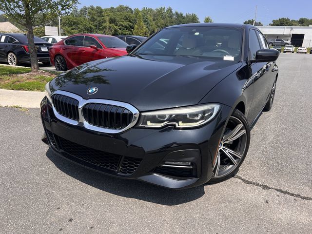 Used 2020 BMW 330i Sedan w/ M Sport Package RWD image 9