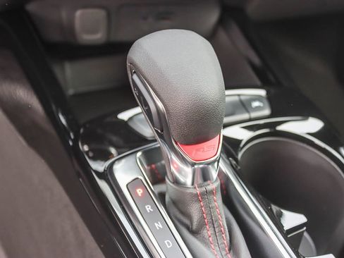 New 2026 Chevrolet Trax RS w/ Sunroof Package image 18