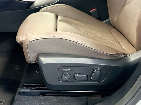 New 2026 BMW X3 xDrive30i w/ Convenience Package AWD/4WD image 19