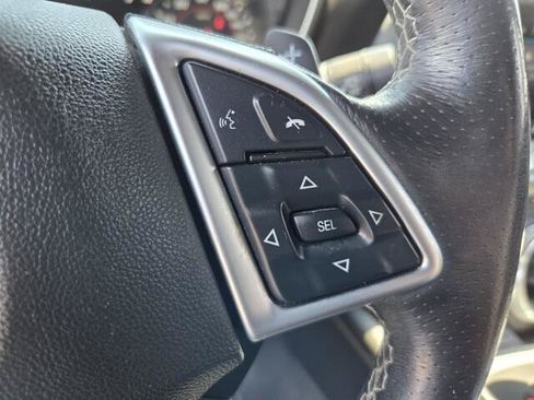 Used 2019 Chevrolet Camaro SS RWD image 9