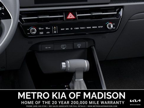 New 2026 Kia Niro LX image 23