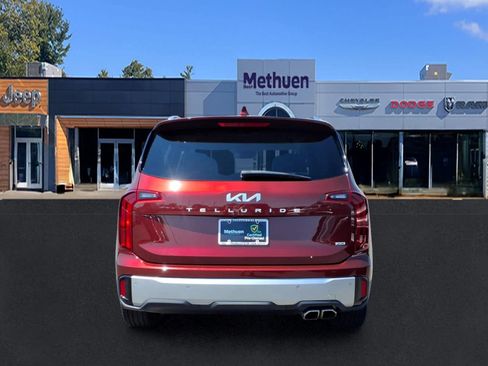 Used 2023 Kia Telluride S AWD/4WD image 5