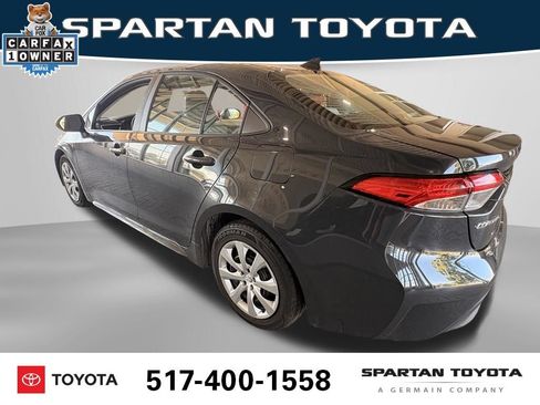 Used 2024 Toyota Corolla LE FWD image 2