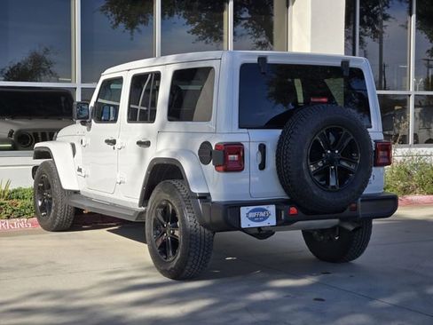 Used 2023 Jeep Wrangler Altitude image 5
