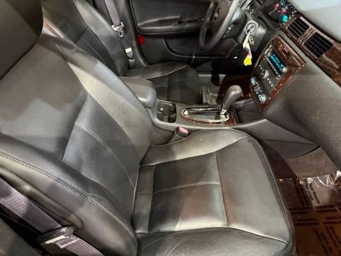 Used 2015 Chevrolet Impala LTZ FWD image 24