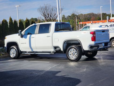 Used 2025 Chevrolet Silverado 2500 LT w/ Safety Package image 10