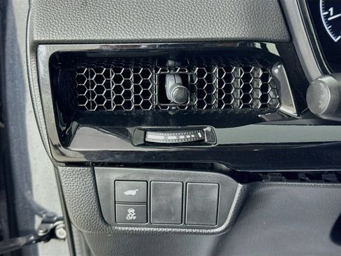 Used 2024 Honda CR-V EX-L image 10