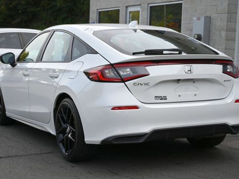 Used 2024 Honda Civic Sport image 4