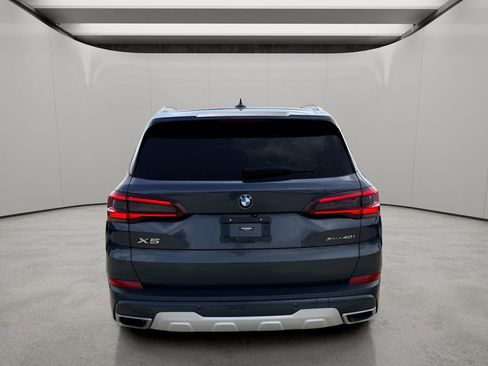 Used 2022 BMW X5 xDrive40i w/ Luxury Seating Package AWD/4WD image 4
