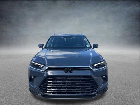 Used 2025 Toyota Grand Highlander AWD Hybrid image 2