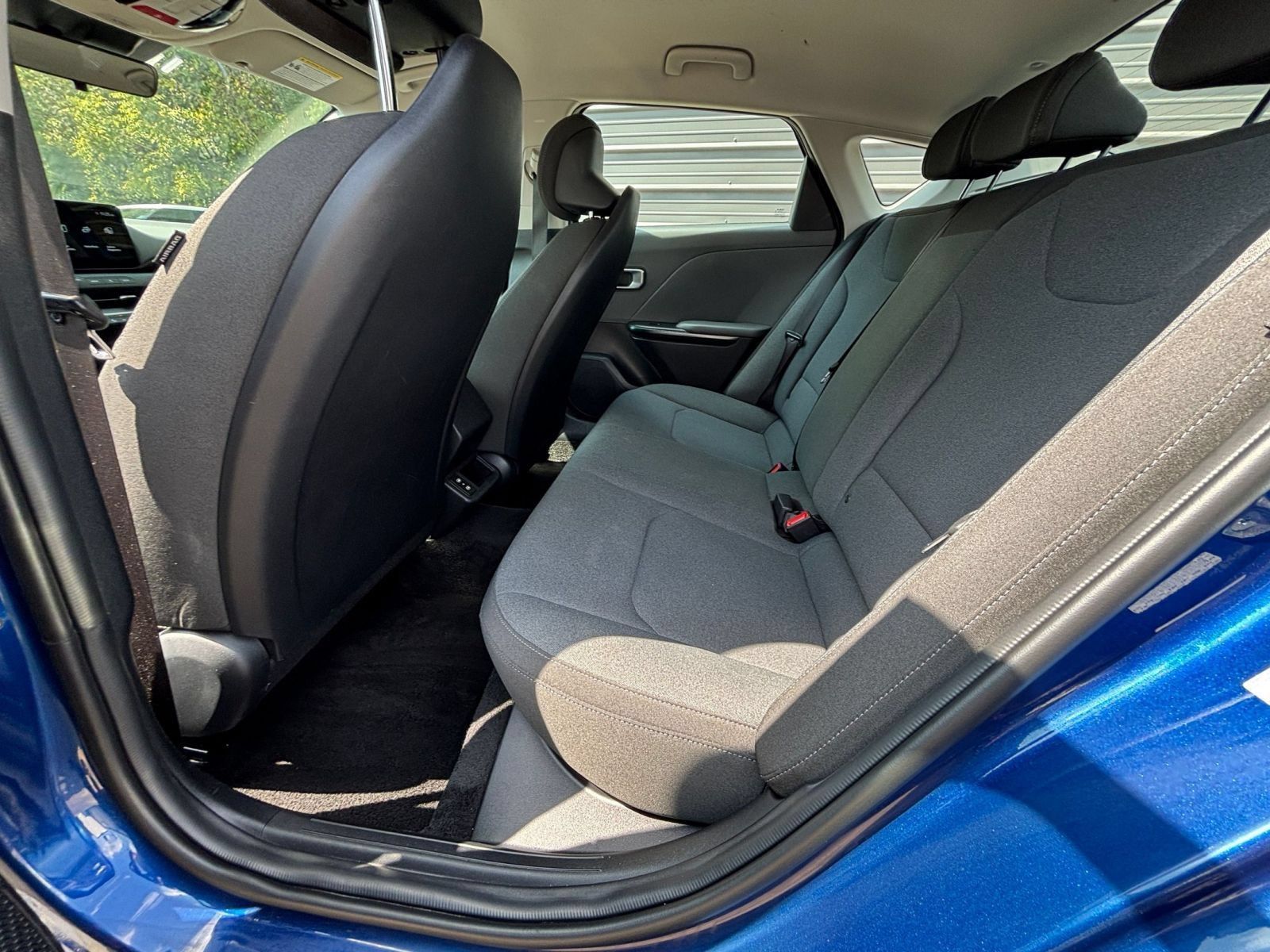 Used 2025 Kia K4 FWD image 21