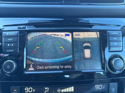 Used 2022 Nissan Rogue Sport SL image 24