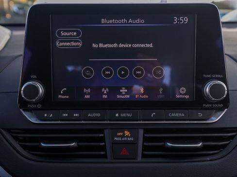 Used 2025 Nissan Altima 2.5 S image 28