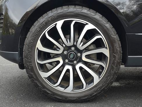 Used 2020 Land Rover Range Rover image 57