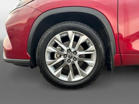 Used 2023 Toyota Highlander Limited AWD/4WD image 15
