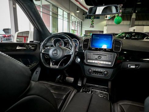 Used 2017 Mercedes-Benz GLE 63 AMG AMG GLE 63, Premium III Pkg, A w/ Premium 3 Package image 32