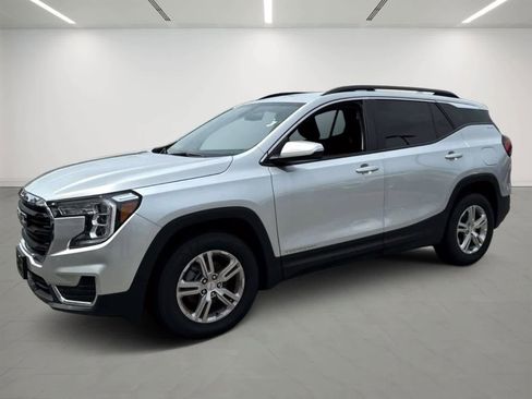Used 2022 GMC Terrain SLE w/ Driver Convenience Package AWD/4WD image 1